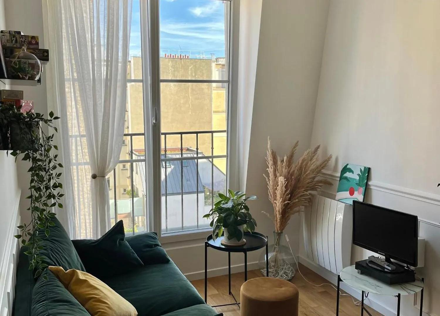 Deux Pieces Typiquement Parisien Apartamento