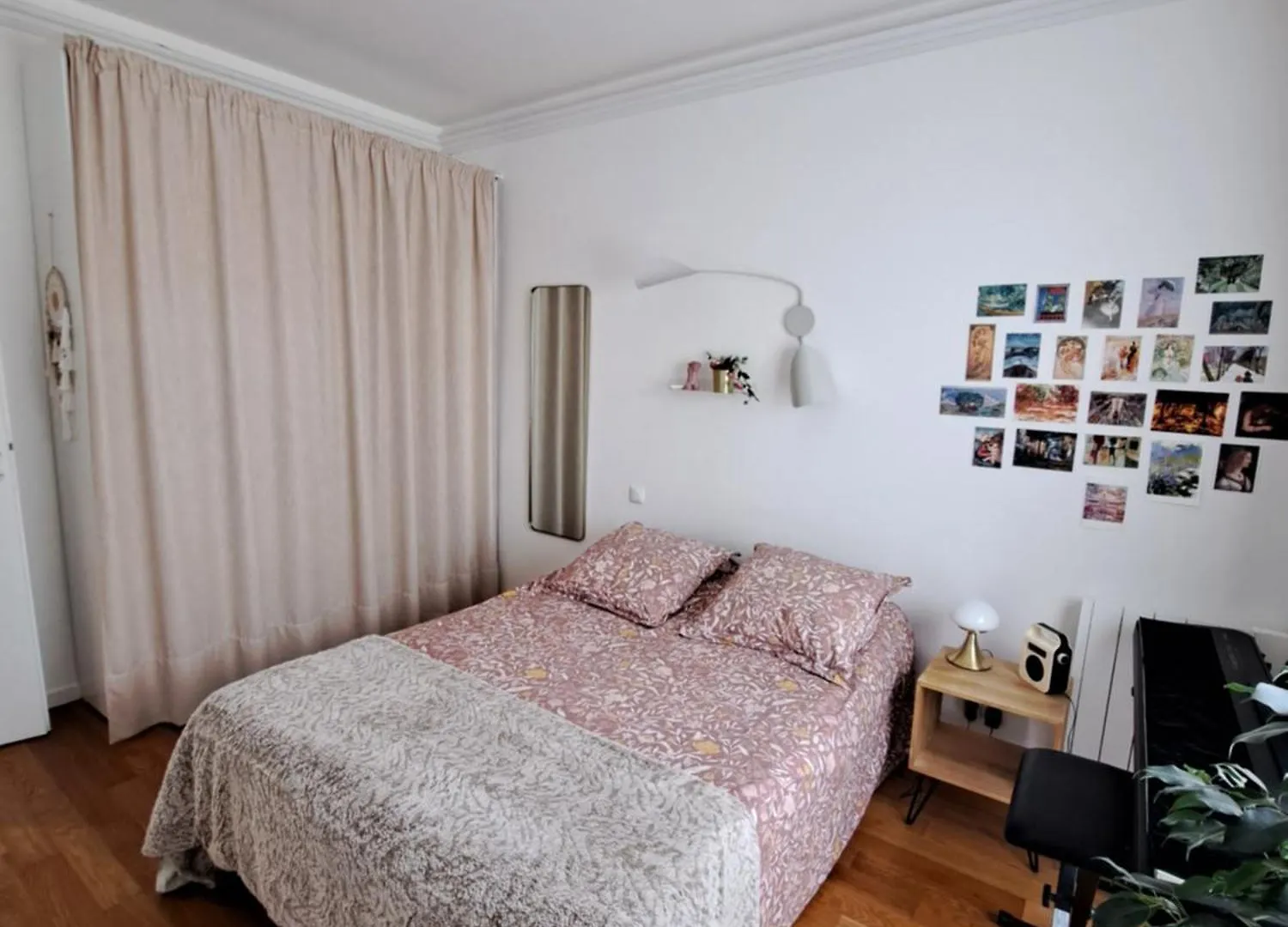 Apartment Deux Pieces Typiquement Parisien Paris